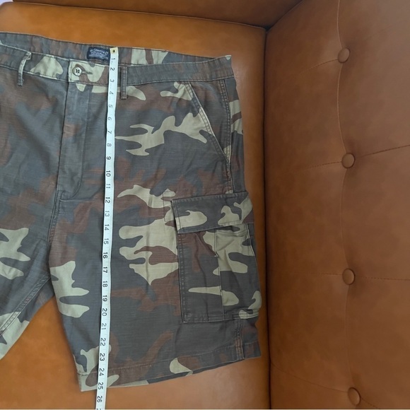 Levi Camo Cargo Shorts Mens 44 Army Utility Heavyweight Workwear Outdoors - Picture 6 of 10